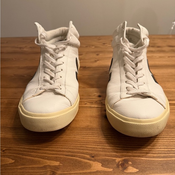 Veja V-15 LEATHER WHITE BLACK (previous version) - Picture 6 of 9